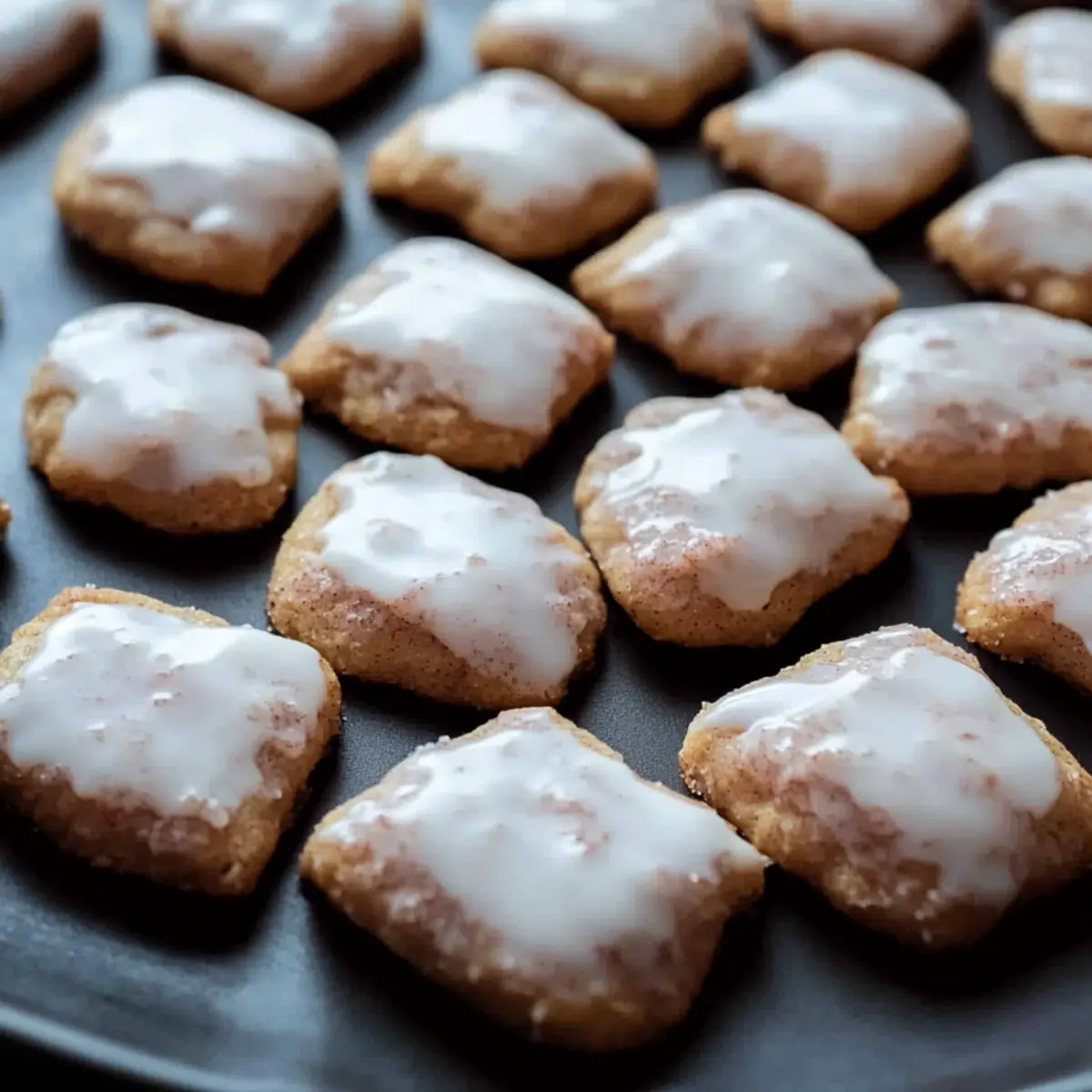 Orange Cookies with Cinnamon and Cloves